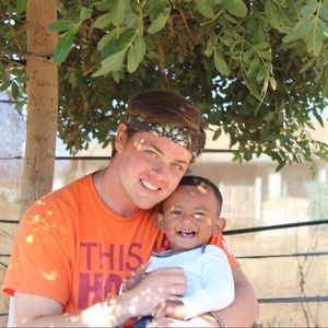 Meet your Posher, Layton